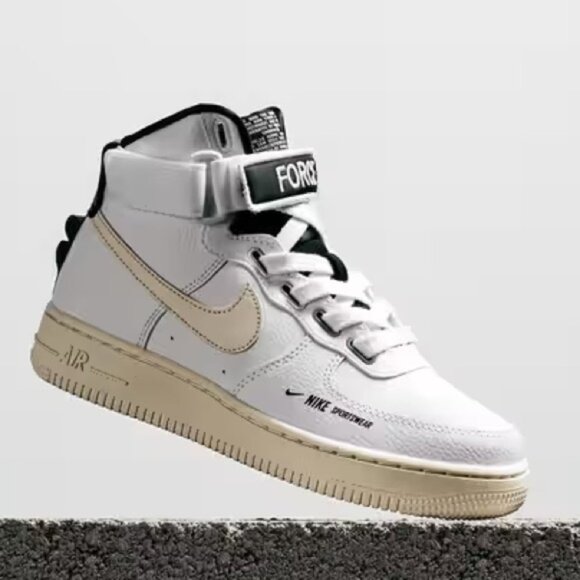 Nike Air Force 1 High Utility High Tops - Picture 1 of 15